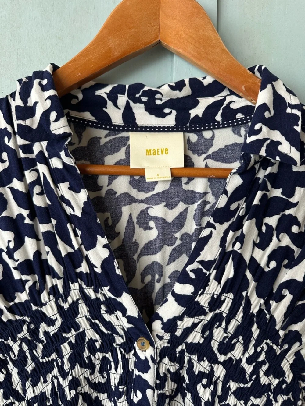 Anthropologie Maeve Alexa Smocked Buttondown Blouse Sz S - Picture 5 of 12